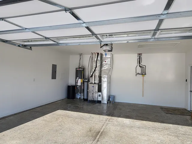 $314,900 | 1059 East Wabash Street, Frankfort, IN 46041