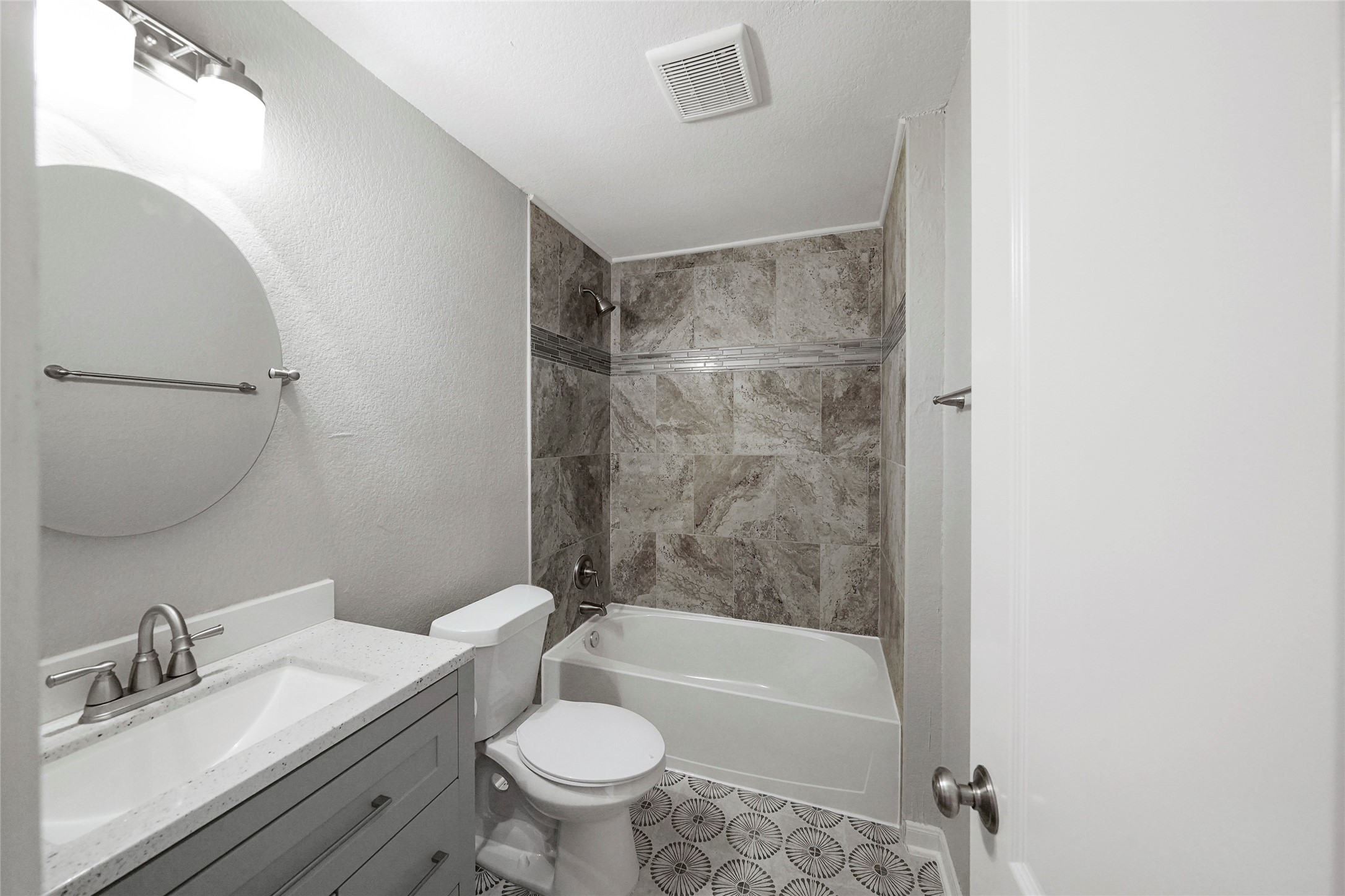2526 Appian Way, Unit 2 New Caney, TX 77357 - Photo 14 of 17