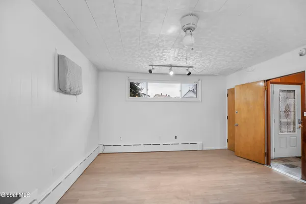 $325,000 | 71 3rd Avenue, Waterford, NY 12188