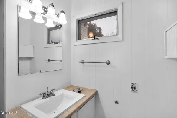 $325,000 | 71 3rd Avenue, Waterford, NY 12188