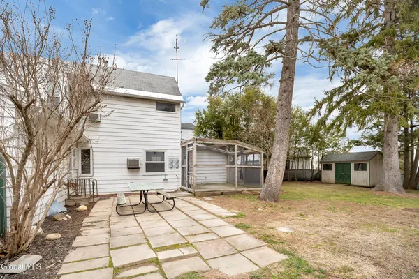 $325,000 | 71 3rd Avenue, Waterford, NY 12188