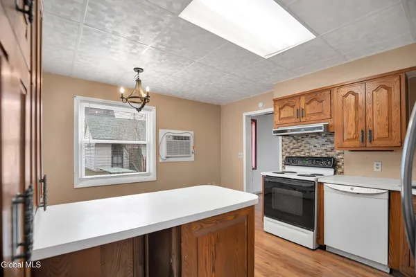 $325,000 | 71 3rd Avenue, Waterford, NY 12188