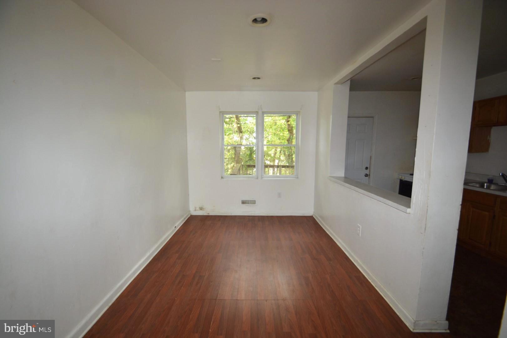 3740 Overview Road Baltimore, MD 21215 - Photo 8 of 20 Dining Room