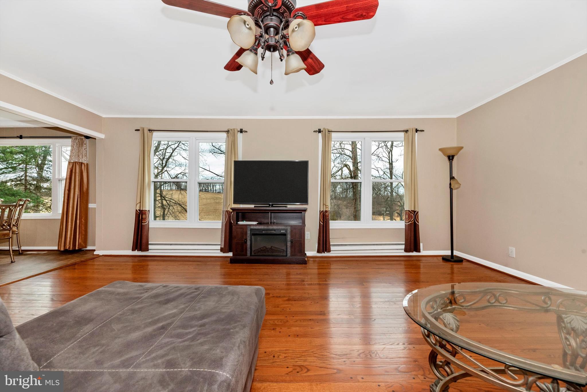 23805 Stringtown Road Clarksburg, MD 20871 - Photo 20 of 49 Family Room w/Ceiling Fan