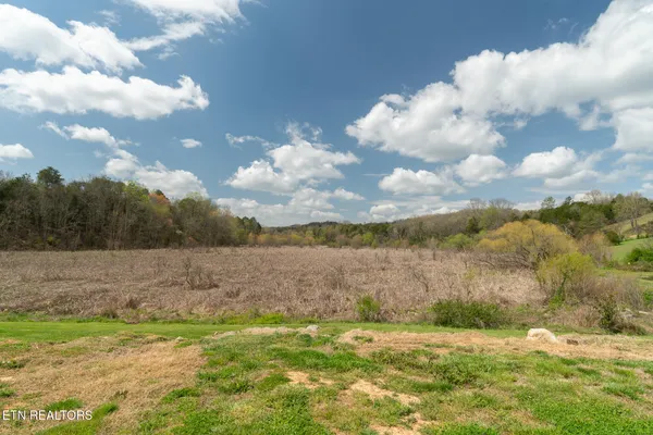 $734,000 | 877 Eslinger Road, New Market, TN 37820
