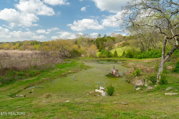 $734,000 | 877 Eslinger Road, New Market, TN 37820