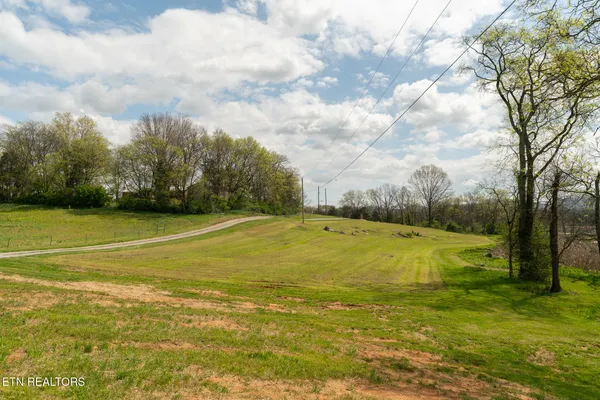 $734,000 | 877 Eslinger Road, New Market, TN 37820