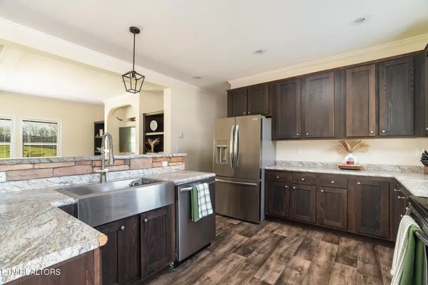 $734,000 | 877 Eslinger Road, New Market, TN 37820