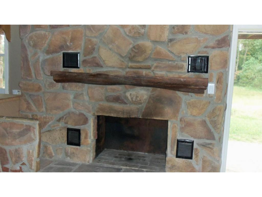 274 Ramey Road Bristol, TN 37620 - Photo 3 of 12 Photo 3