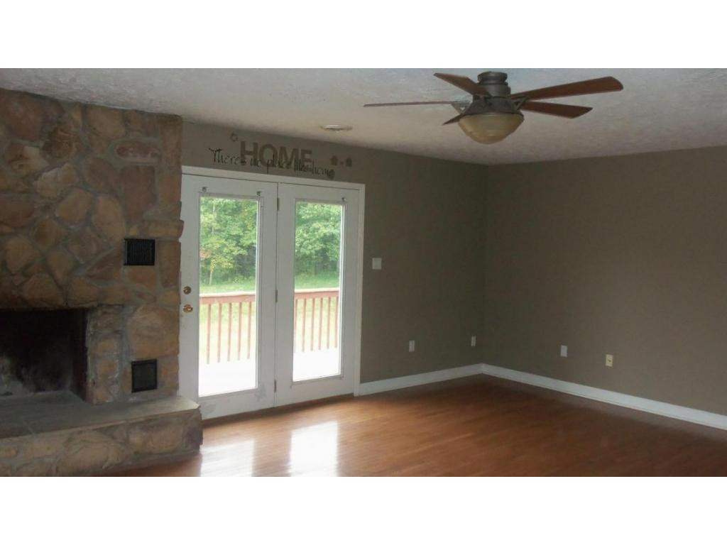 274 Ramey Road Bristol, TN 37620 - Photo 8 of 12 Photo 8