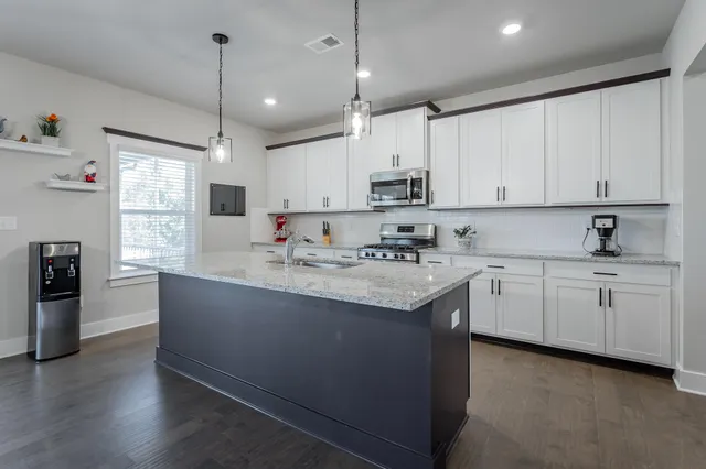 $639,900 | 9880 Haven Port Lane, Ooltewah, TN 37363