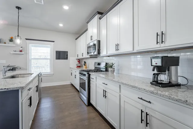 $639,900 | 9880 Haven Port Lane, Ooltewah, TN 37363