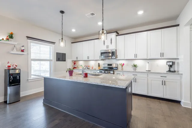 $639,900 | 9880 Haven Port Lane, Ooltewah, TN 37363