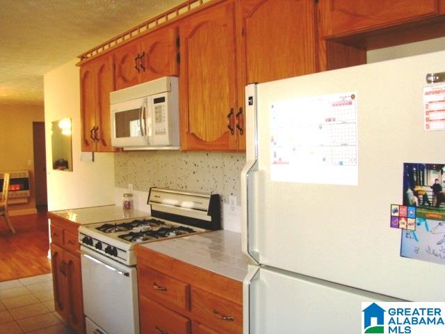 559 Holland-Finley Road Jacksonville, AL 36265 - Photo 2 of 37