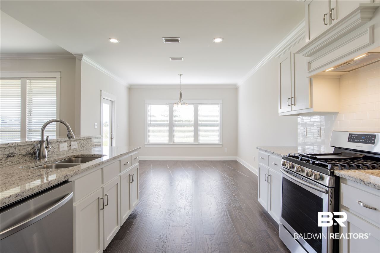 284 Garrison Boulevard Fairhope, AL 36532 - Photo 7 of 34