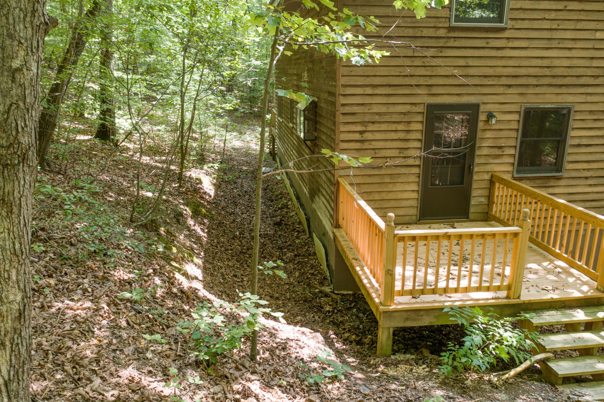 551 Shippmans Creek Road Wartrace, TN 37183 - Photo 28 of 48 a view of a balcony with door