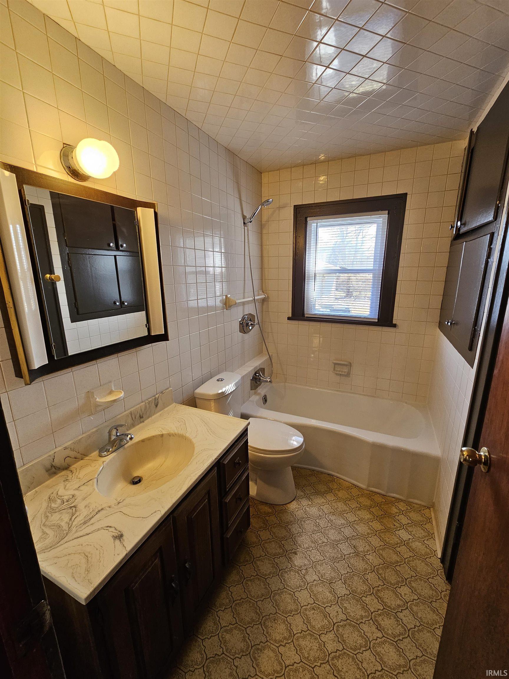 3022 Hartzer Street South Bend, IN 46628 - Photo 14 of 21