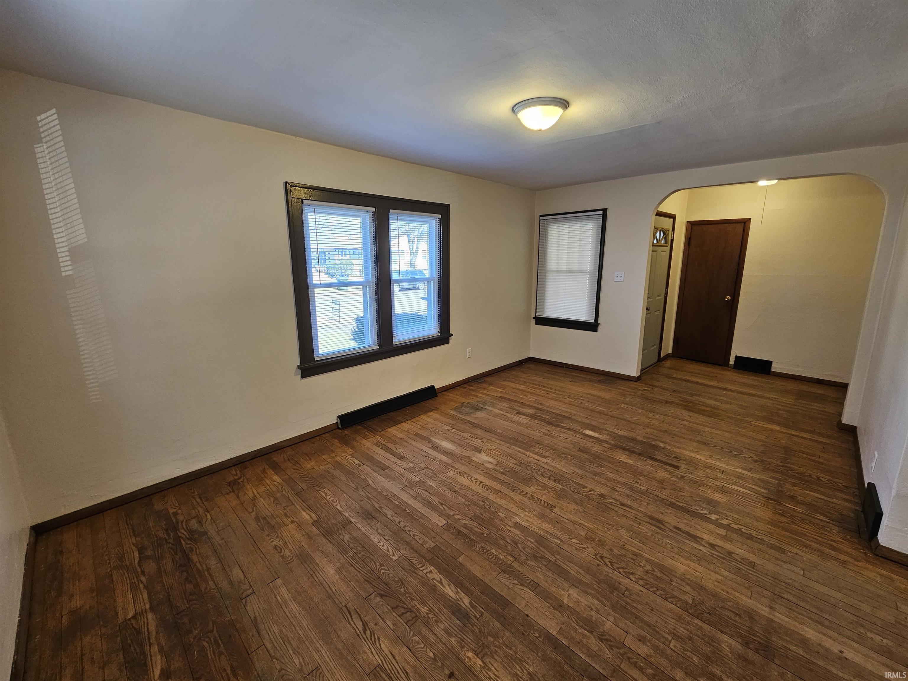 3022 Hartzer Street South Bend, IN 46628 - Photo 9 of 21