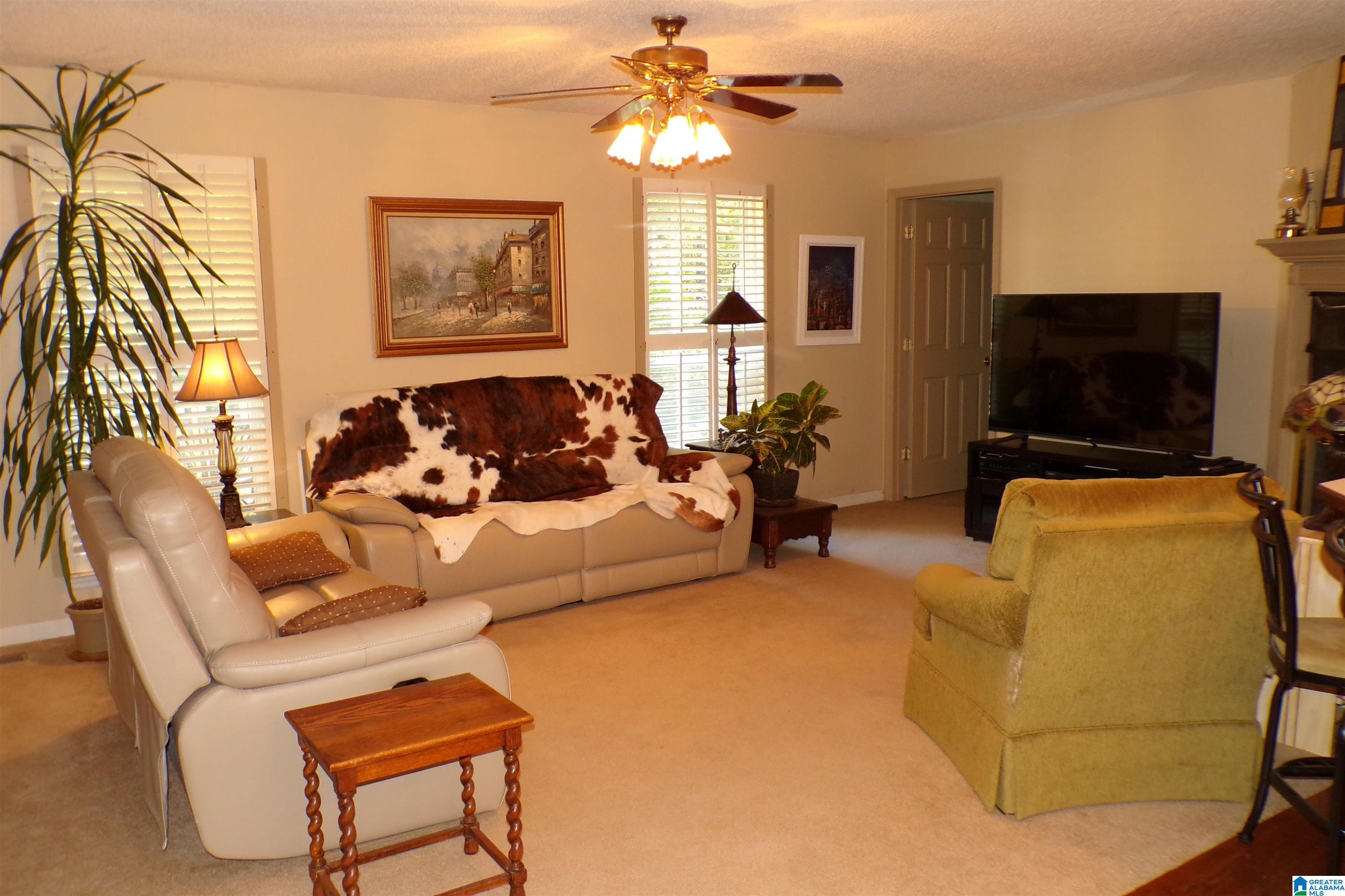 287 Briarfield Road Warrior, AL 35180 - Photo 2 of 16