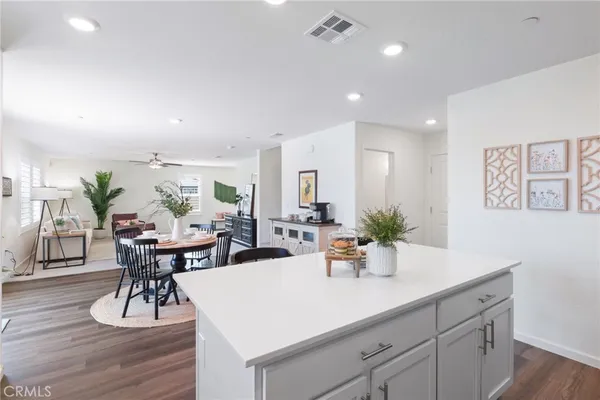 $499,000 | 1098 Stonebridge Avenue, Tulare, CA 93274