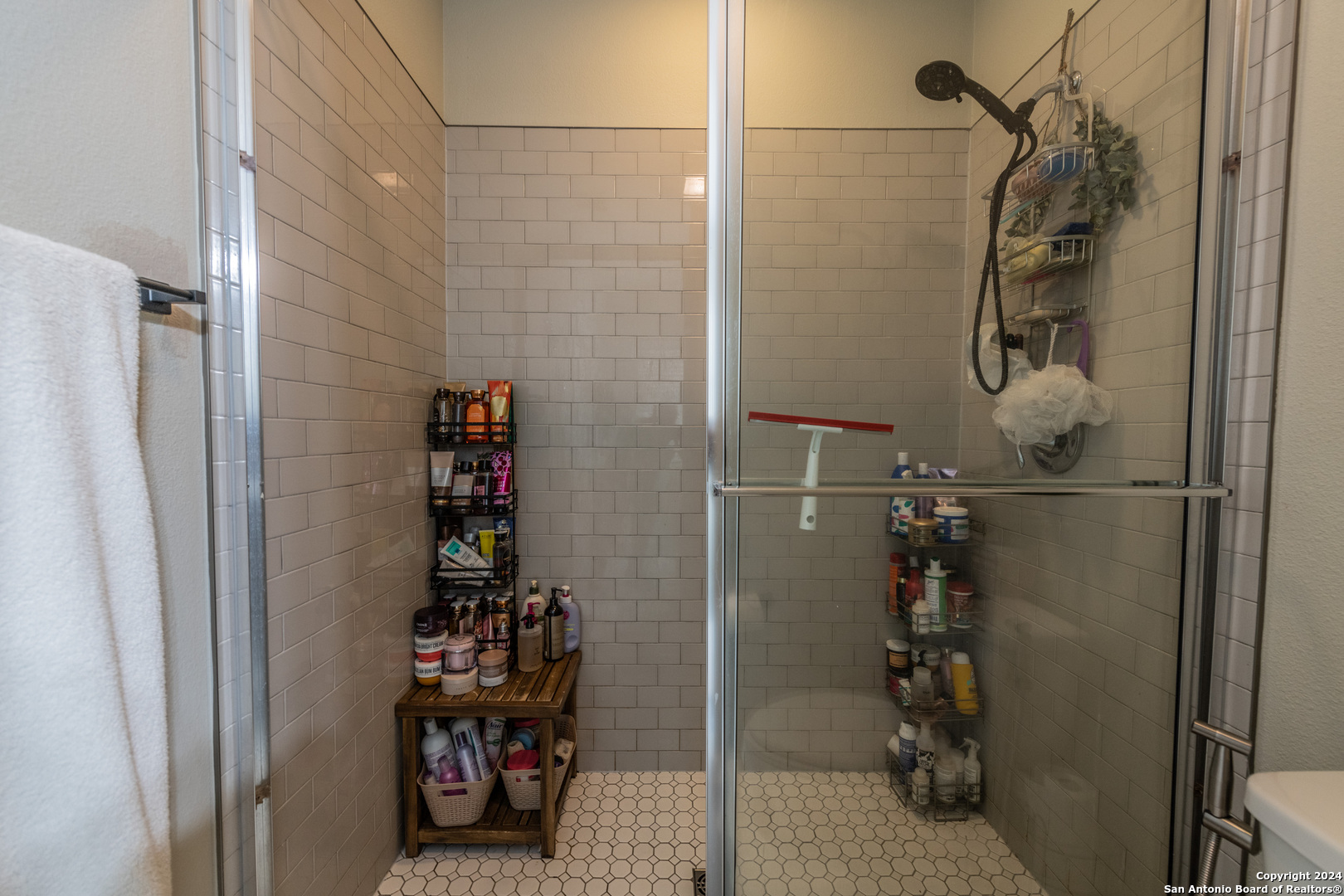 619 Burleson San Antonio, TX 78202 - Photo 18 of 21 a bathroom with a shower