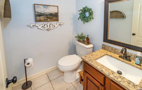 $425,000 | 3599 Crossgate Court, Newburgh, IN 47630