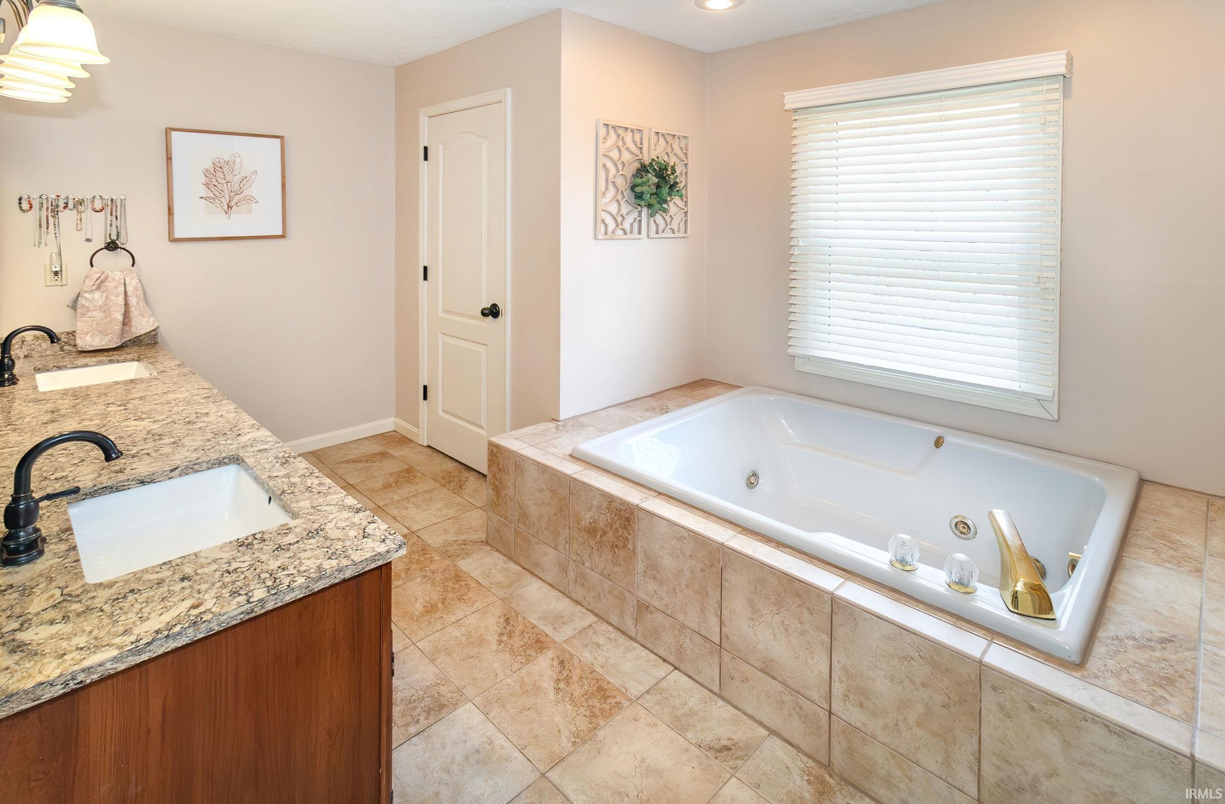 3599 Crossgate Court Newburgh, IN 47630 - Photo 25 of 36