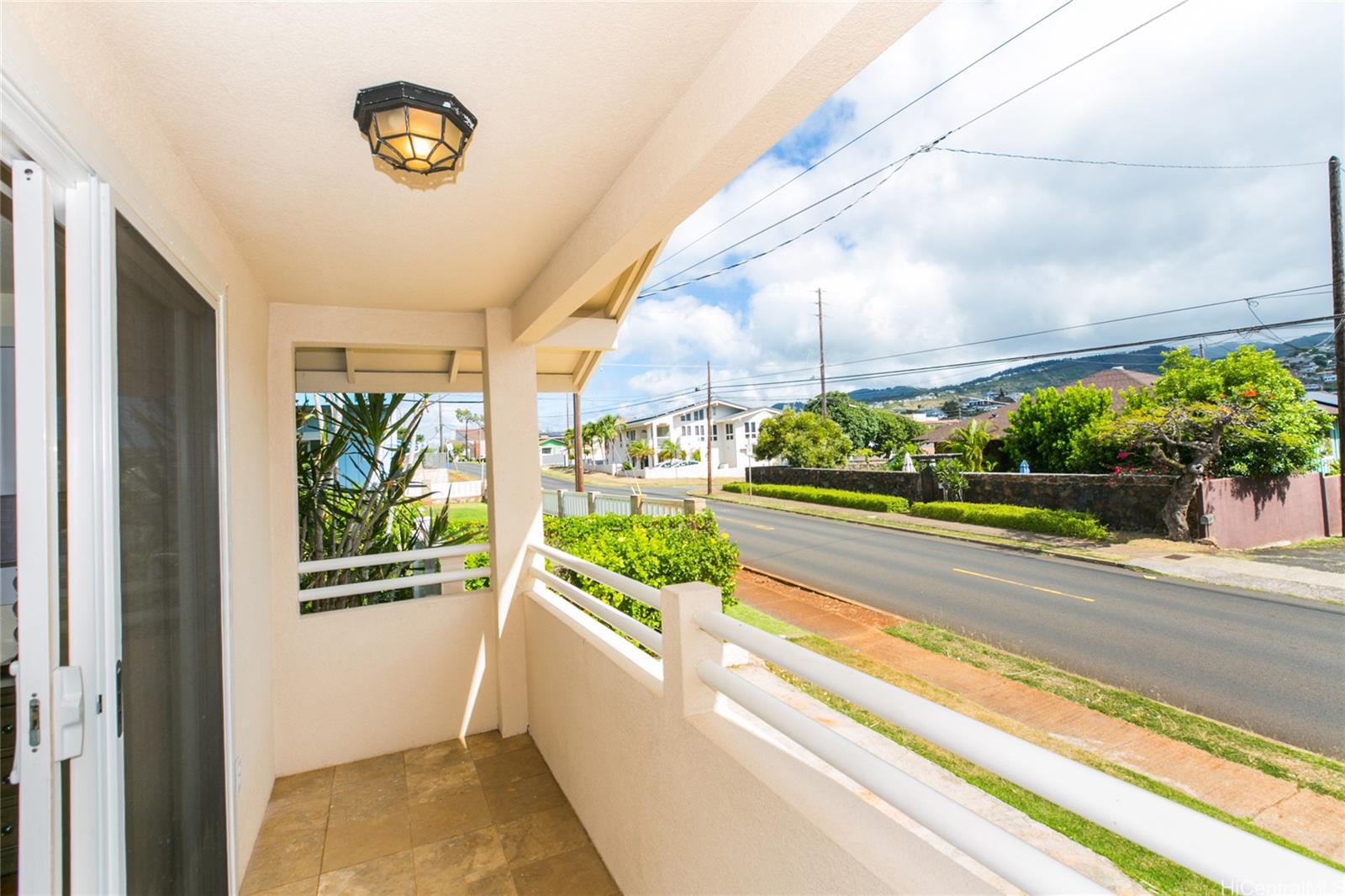 3741 Harding Avenue Honolulu, HI 96816 - Photo 10 of 24 a view of a street