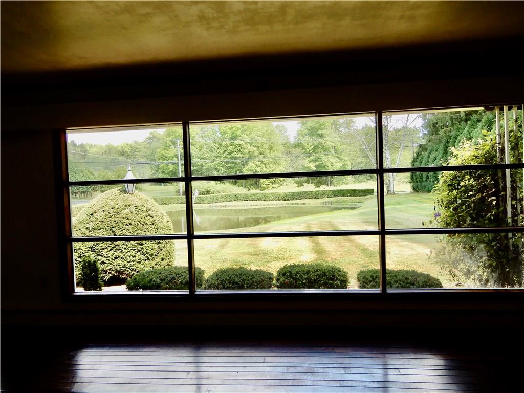 11 Country Club Road Grove City, PA 16127 - Photo 8 of 25 Gallery Image 8