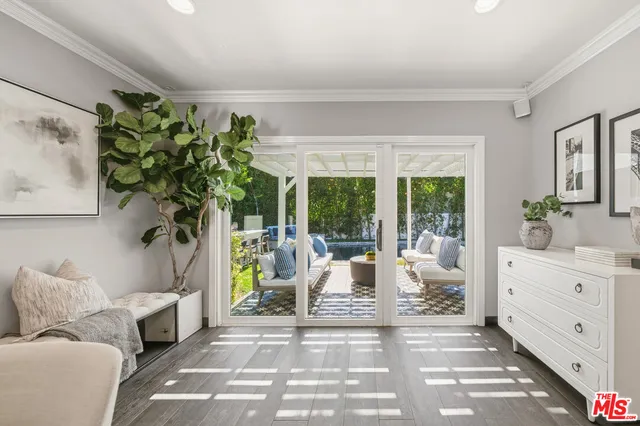 $2,300,000 | 12700 Hortense Street, Studio City, CA 91604