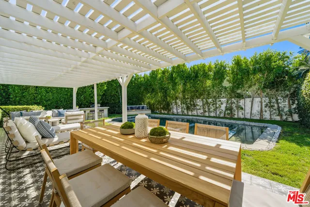$2,300,000 | 12700 Hortense Street, Studio City, CA 91604
