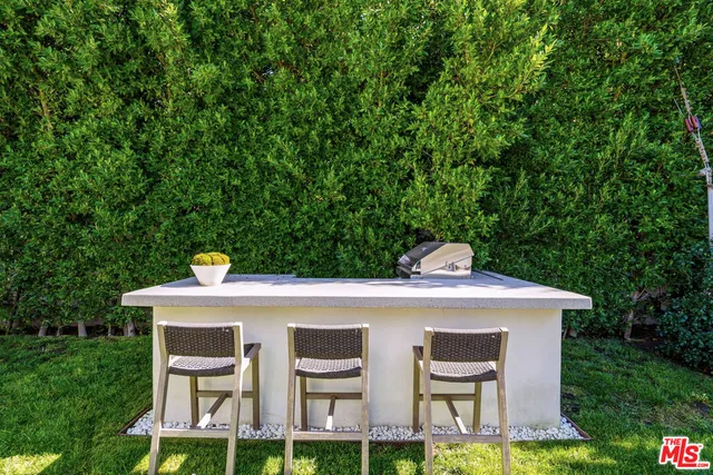 $2,300,000 | 12700 Hortense Street, Studio City, CA 91604