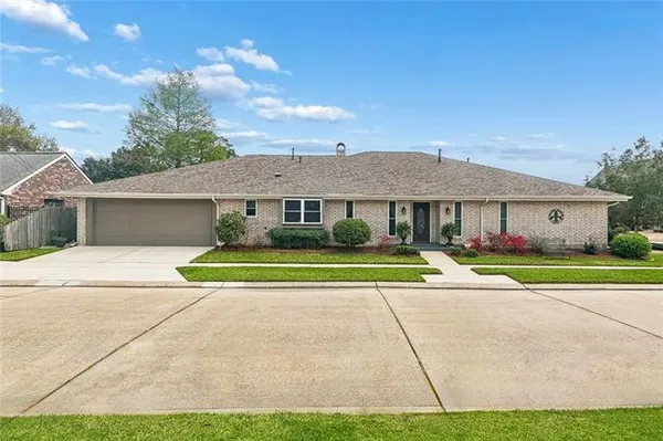 $575,000 | 3913 Tolmas Drive, Metairie, LA 70002