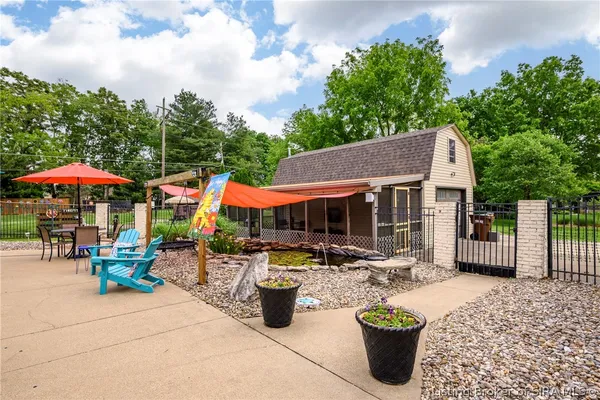 $439,900 | 8512 Falcon Road, Charlestown, IN 47111