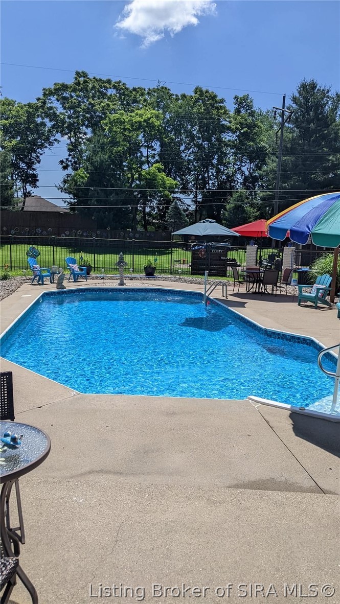 8512 Falcon Road Charlestown, IN 47111 - Photo 5 of 46