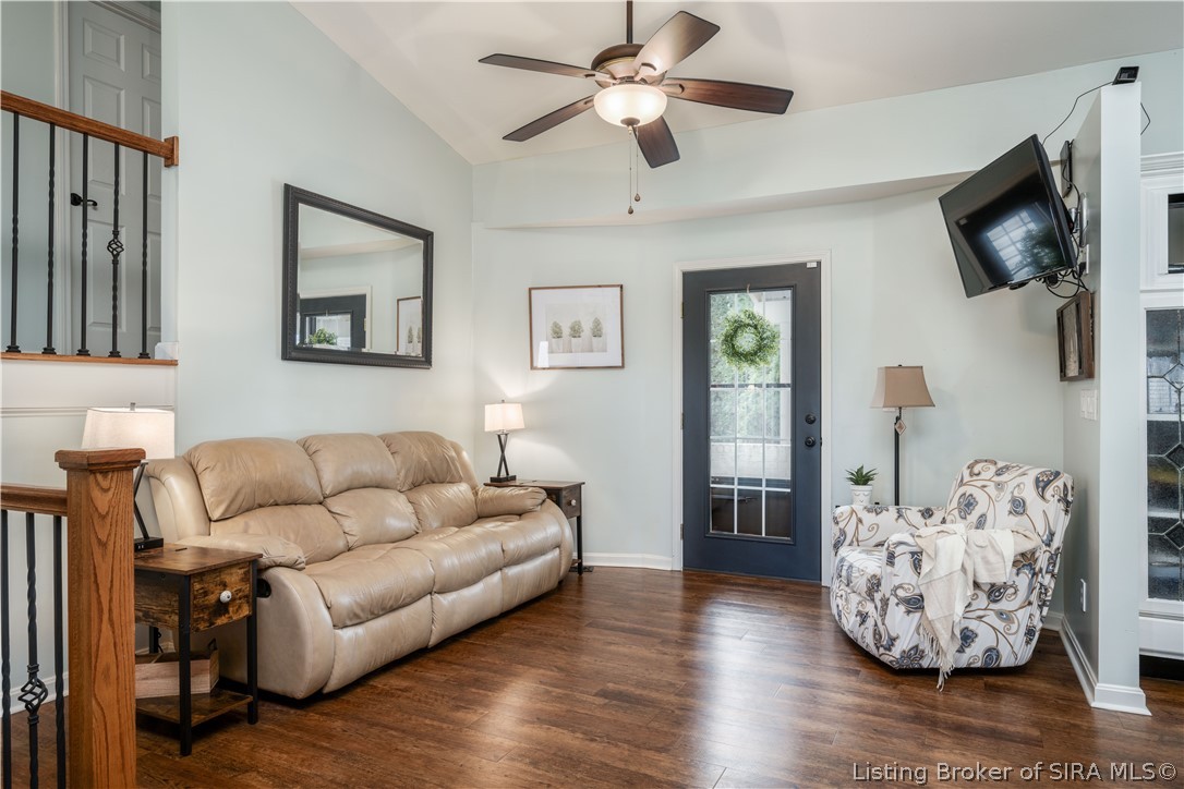 8512 Falcon Road Charlestown, IN 47111 - Photo 8 of 46