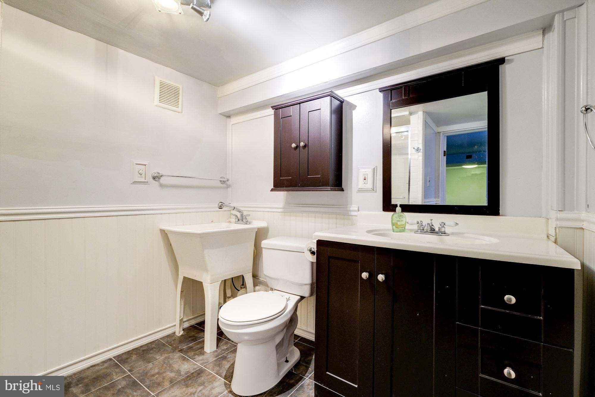3028 Clinton Street Northeast Washington, DC 20018 - Photo 23 of 28