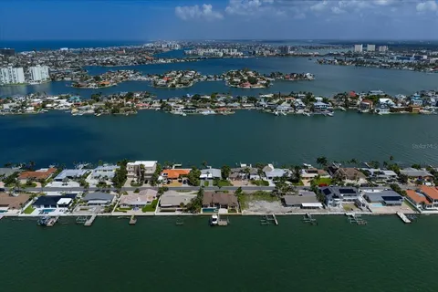 $2,599,000 | 422 55th Avenue, St. Pete Beach, FL 33706