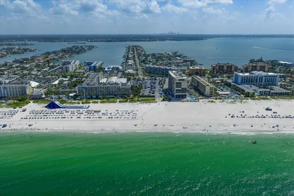 $2,599,000 | 422 55th Avenue, St. Pete Beach, FL 33706
