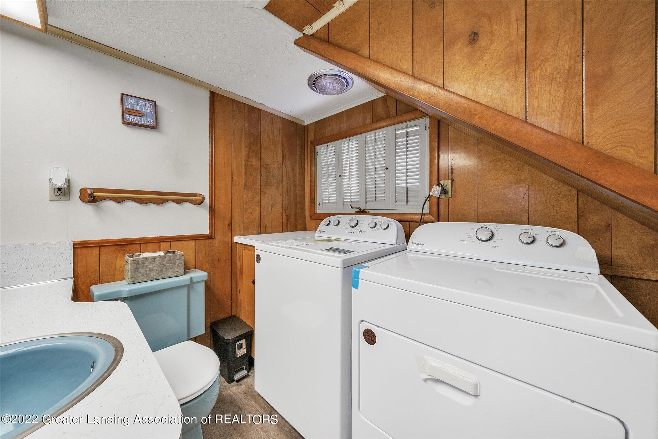 6387 East Reynolds Road Haslett, MI 48840 - Photo 20 of 47 20-6387-E-Reynolds-Rd-WindowStill-Real-E