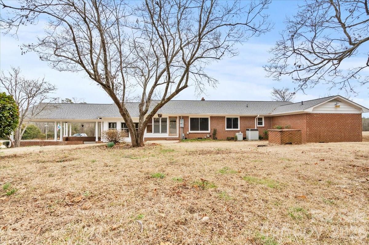 2541 Highway 145 Chesterfield, SC 29709 - Photo 3 of 47 a front view of a house with a yard