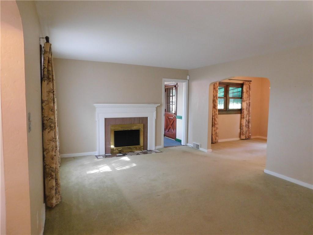 4825 Old Boston Road Pittsburgh, PA 15227 - Photo 4 of 19 Gallery Image 4