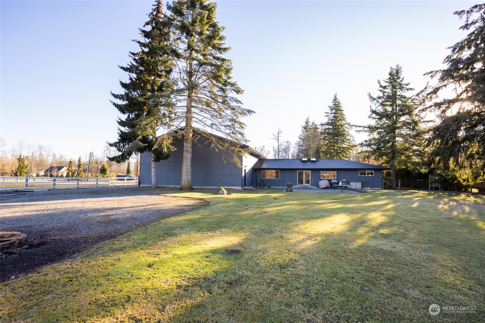 22199 Grip Road Sedro-Woolley, WA 98284 - Photo 23 of 29 Gallery Image 23