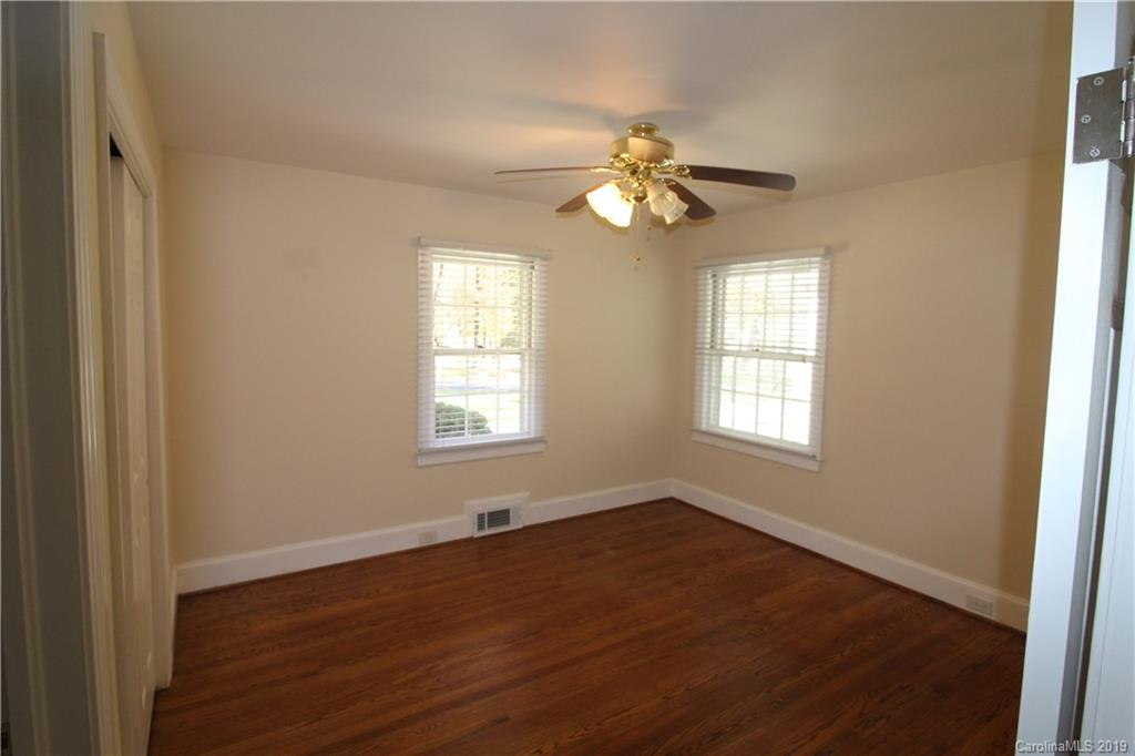 230 Valley Stream Road Statesville, NC 28677 - Photo 20 of 23 Gallery Image 20