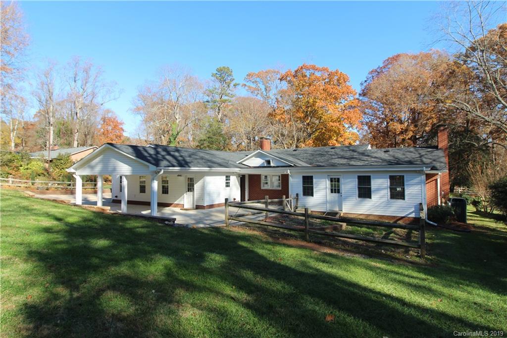 230 Valley Stream Road Statesville, NC 28677 - Photo 4 of 23 Gallery Image 4