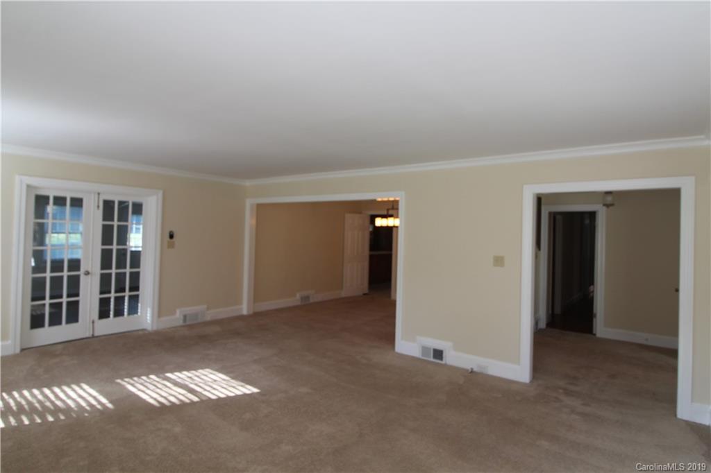 230 Valley Stream Road Statesville, NC 28677 - Photo 9 of 23 Gallery Image 9