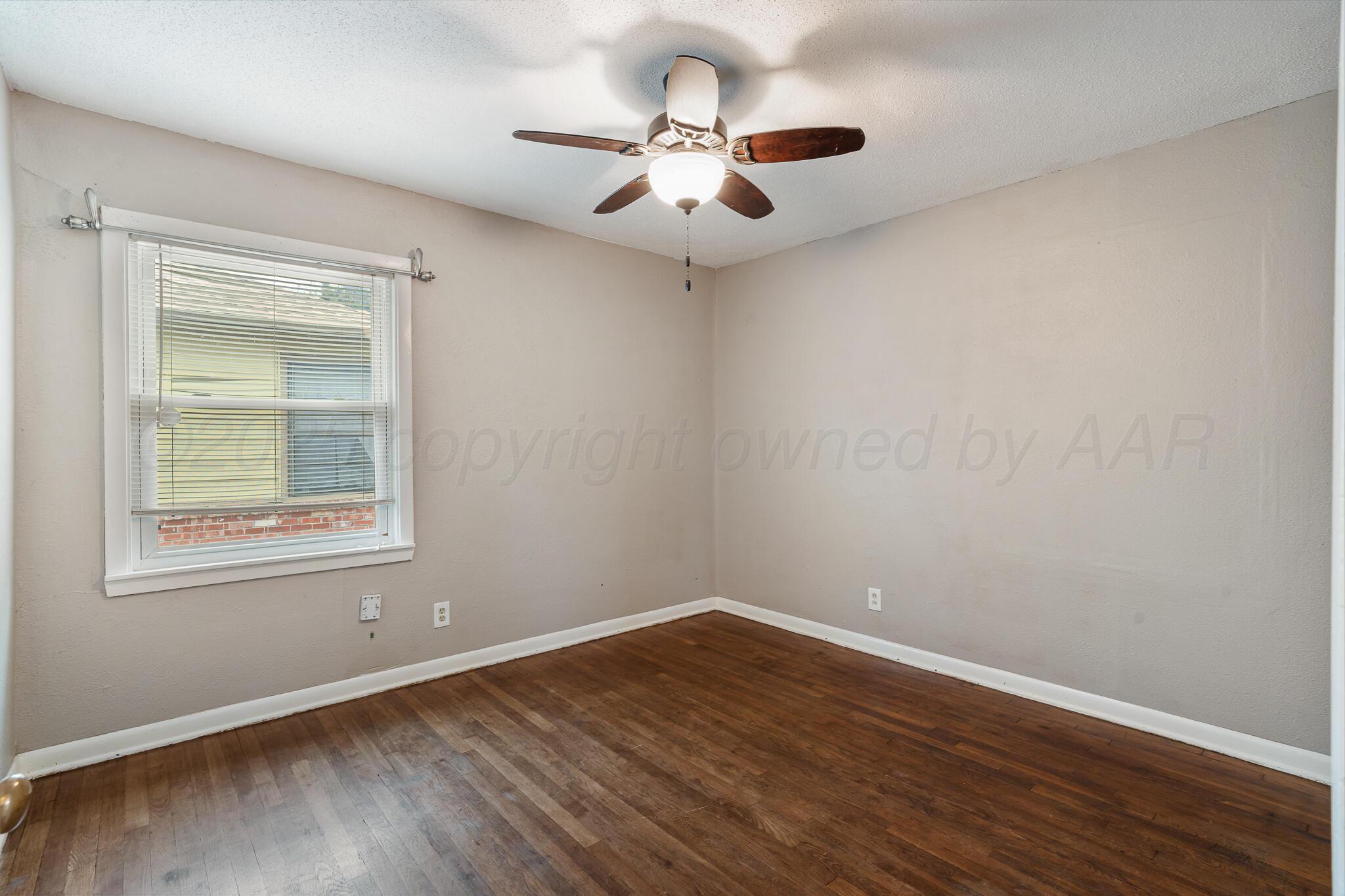 4300 Gables Street Amarillo, TX 79110 - Photo 9 of 12 2nd Bedroom