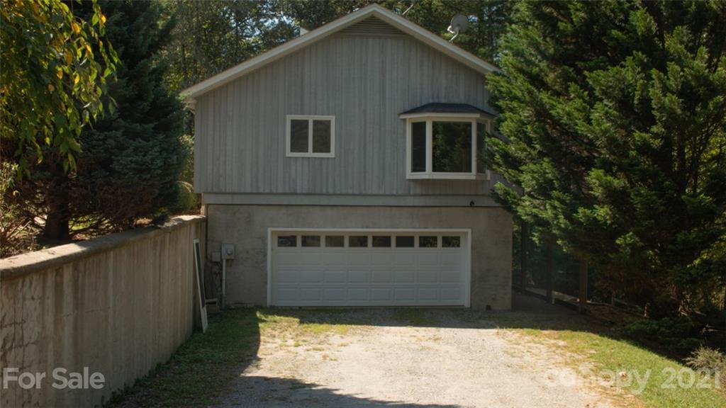 1610 Buchanan Road Sylva, NC 28779 - Photo 3 of 48 Gallery Image 3