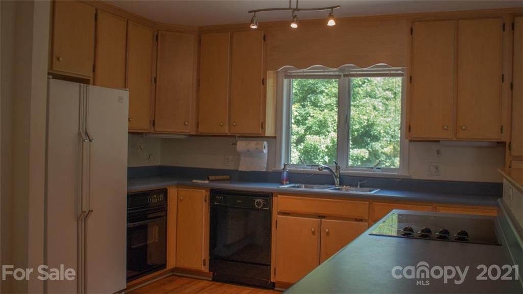 1610 Buchanan Road Sylva, NC 28779 - Photo 26 of 48 Gallery Image 26