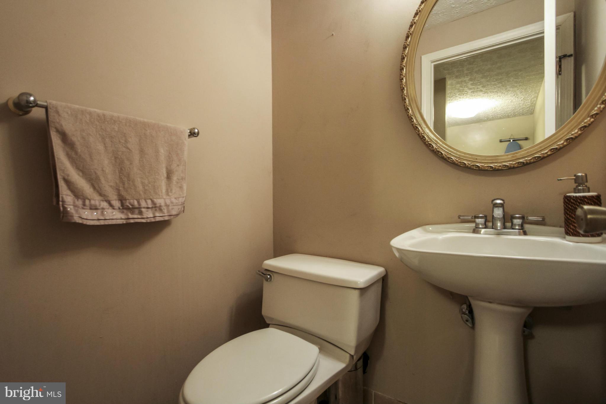 8000 Treasure Tree Court Springfield, VA 22153 - Photo 11 of 28 Bedroom (Master)